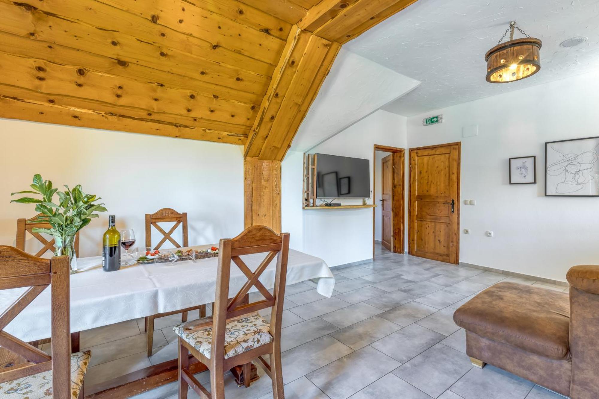 Bajsova Domacija Appartement Podčetrtek Buitenkant foto