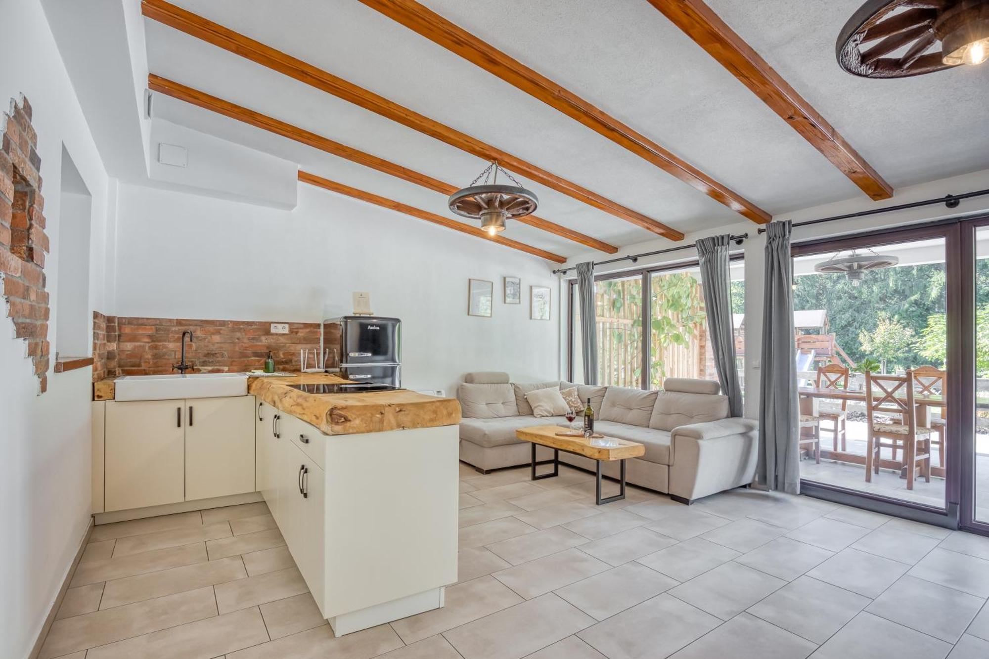 Bajsova Domacija Appartement Podčetrtek Kamer foto