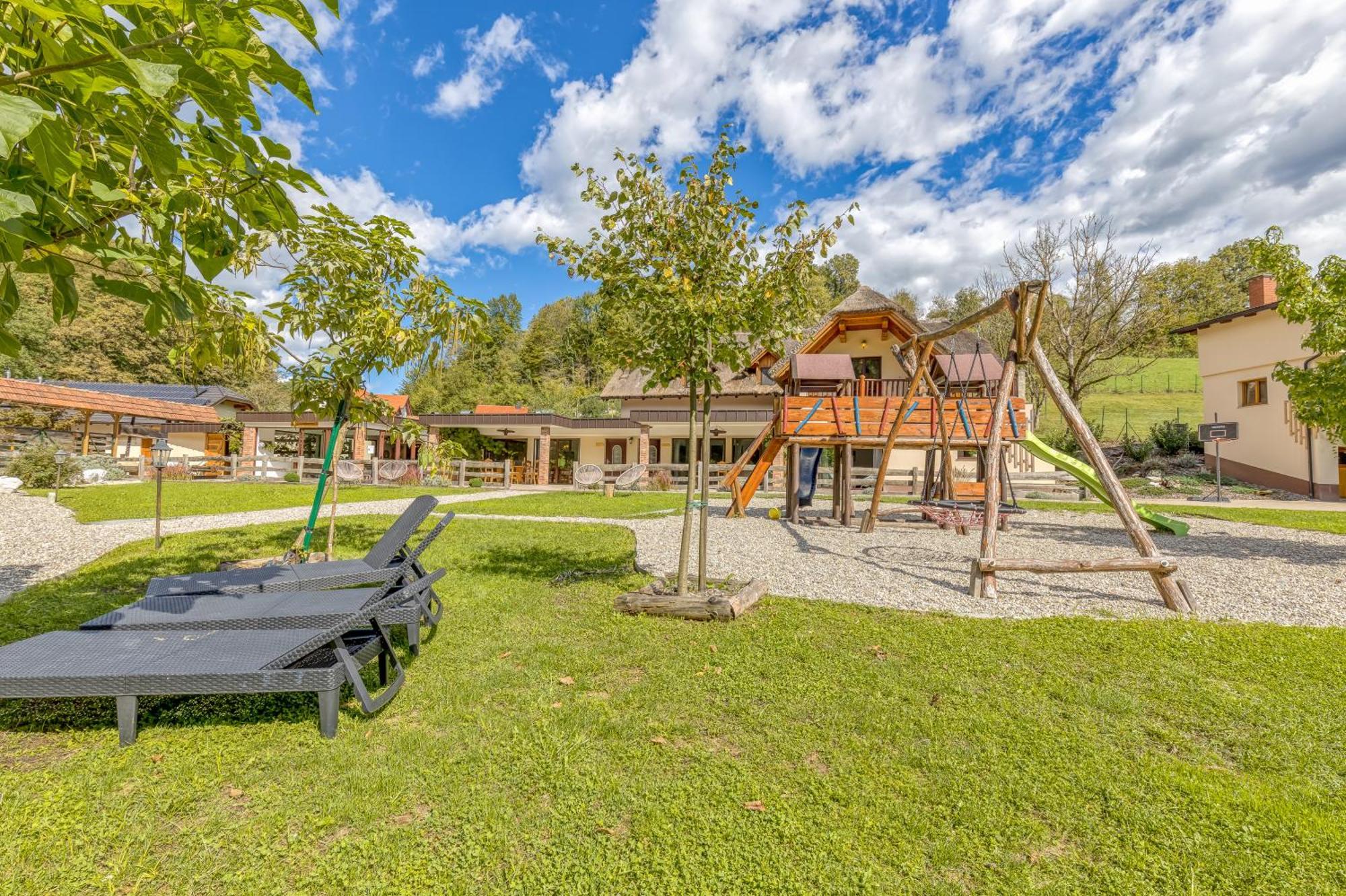 Bajsova Domacija Appartement Podčetrtek Buitenkant foto