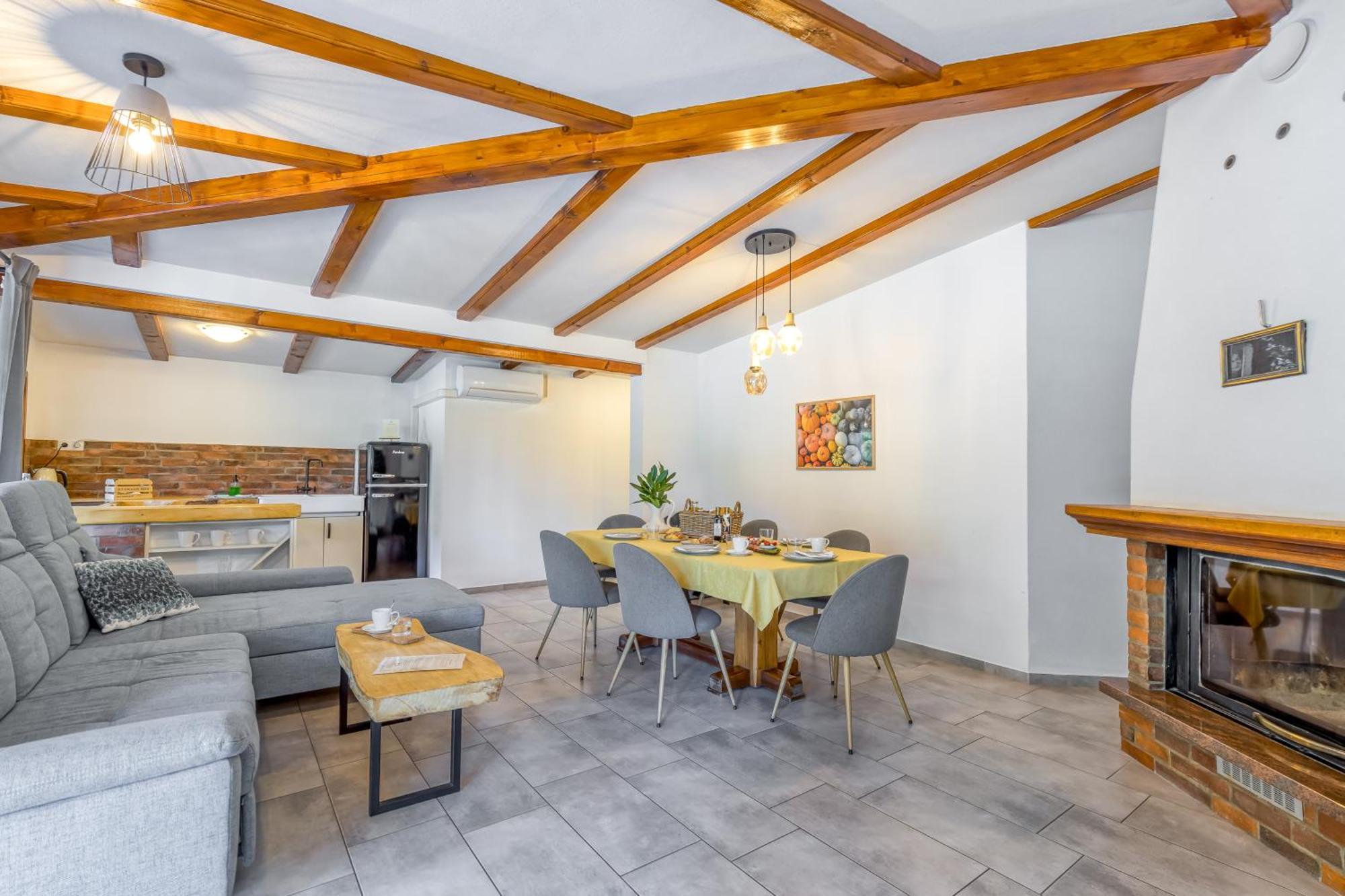 Bajsova Domacija Appartement Podčetrtek Kamer foto